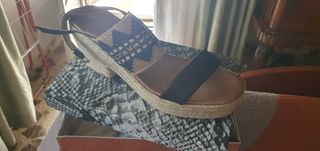 Sandalias esparto negras y beige - 41