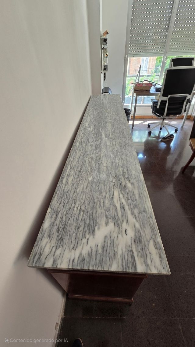 Aparador madera mármol antiguo