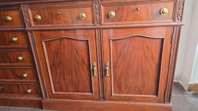 Aparador madera mármol antiguo