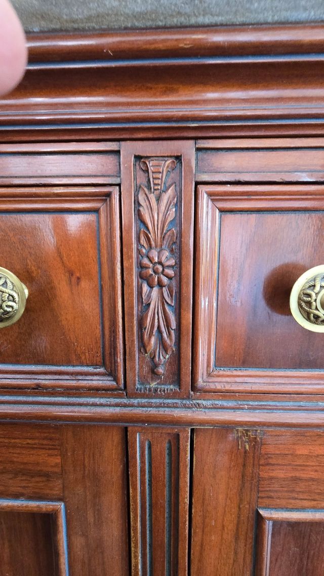 Aparador madera mármol antiguo