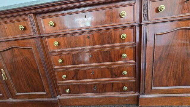 Aparador madera mármol antiguo