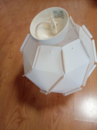 Lampara Ikea blanca