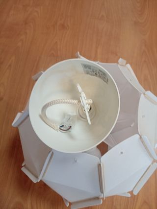 Lampara Ikea blanca