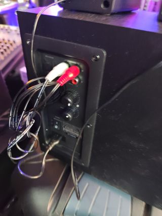 Altavoces 2.1 Trust 50W PC/TV para pc.tv  Bajo act