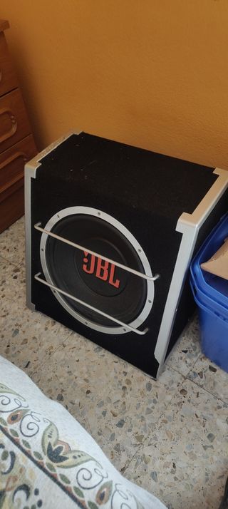 Subwoofer JBL - Caja de graves