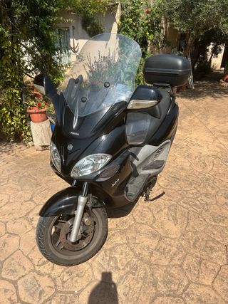 Piaggio X9 200cc - Scooter