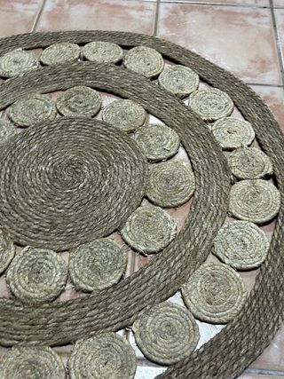 Tappeto rotondo in iuta-sisal