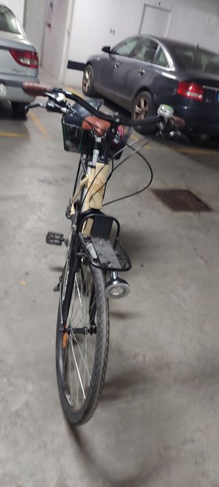 Dos Bicicleta City Bike usada y BTT