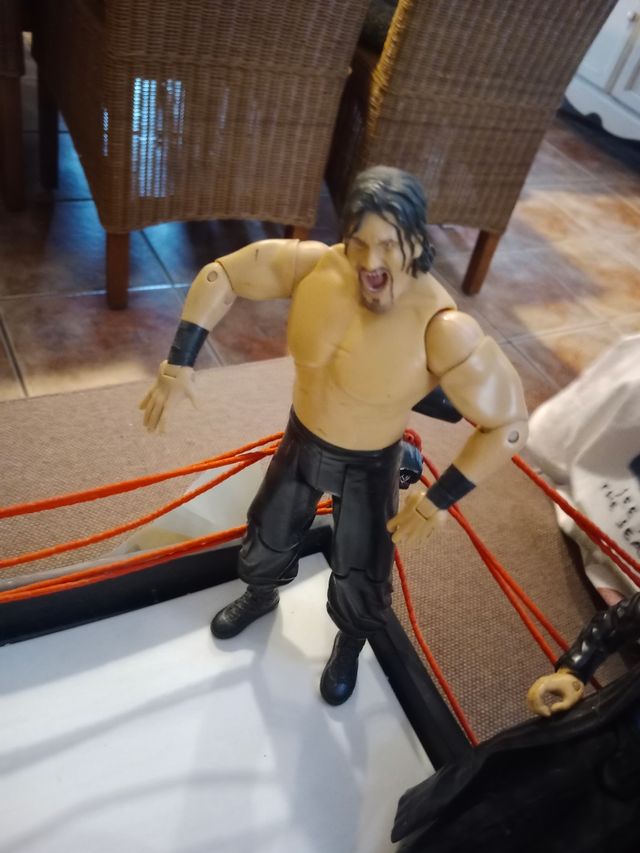Figure WWE RAW