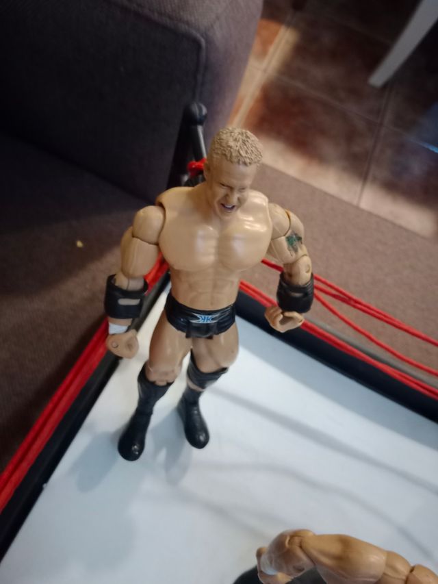 Figure WWE RAW