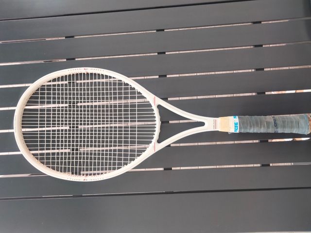 Raqueta Tenis HEAD Lady Graphite Twaron vintage.
