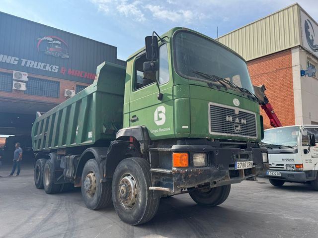 MAN 8x8 Volquete 35.322