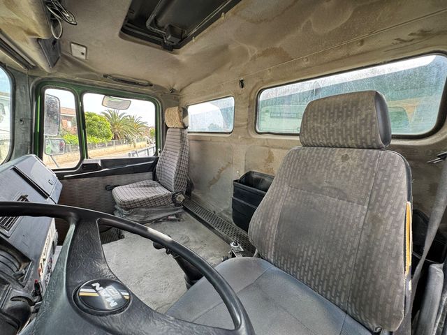 MAN 8x8 Volquete 35.322