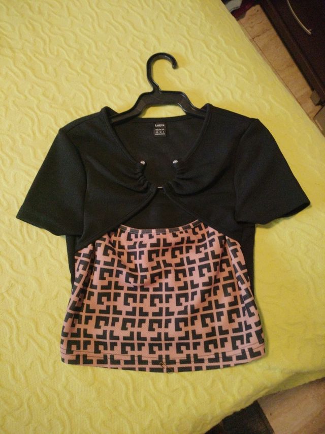 Top Shein Negro y Marrón XS