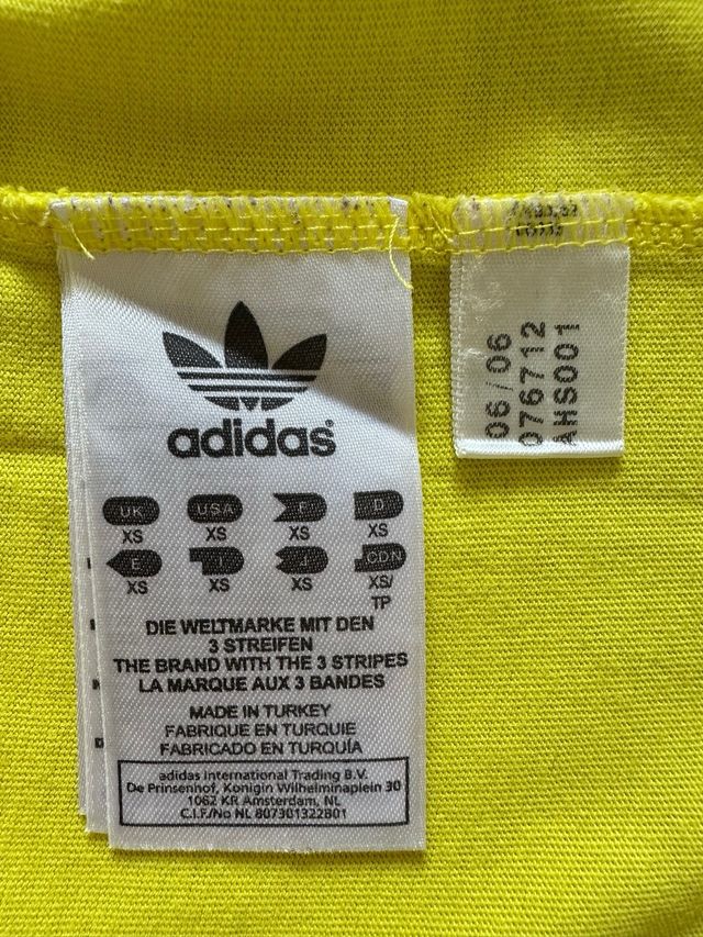 Camiseta Adidas Originals amarilla - Talla XS