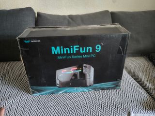 Mini PC Geekom MiniFun 9 - Como nuevo