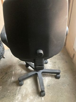 Silla oficina giratoria gris