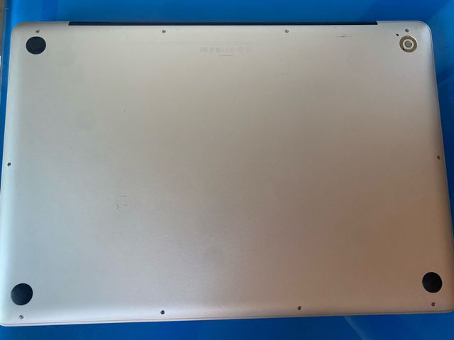 MacBook Pro 17" (2009)