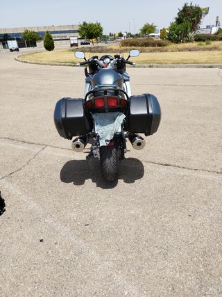 Yamaha FJR1300 - Moto