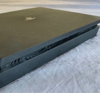 PS4 (PlayStation 4) Slim 500GB