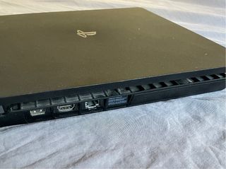 PS4 (PlayStation 4) Slim 500GB