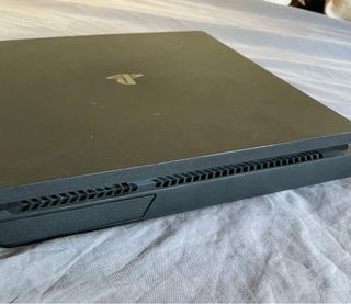 PS4 (PlayStation 4) Slim 500GB