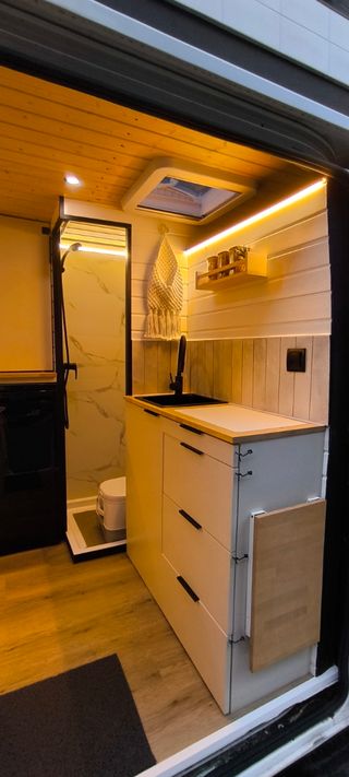ALQUILER FURGONETA CAMPER!