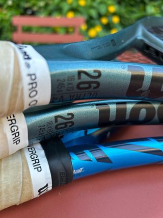 2 Raquetas Wilson ultra 26  1 Babolat 26 pure driv