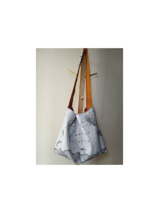 Bolsos, riñoneras y bandoleras hechas a mano