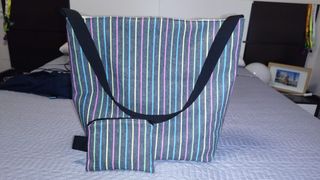 Bolsos, riñoneras y bandoleras hechas a mano