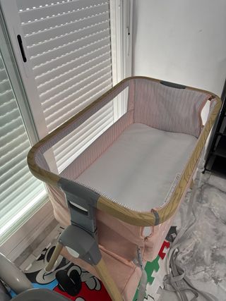 Minicuna Kidsboo marrón y rosa