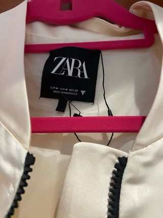 Chaqueta bomber Zara beige talla M