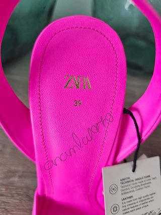 Zapato tacón piel destalonado fucsia zara