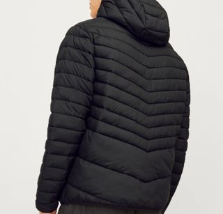 Chaqueta acolchada negra hombre