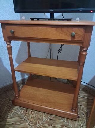 Mesa TV madera - 1 estantes - 1 cajón