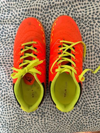 Zapatillas Fútbol Sala rojas-amarillas