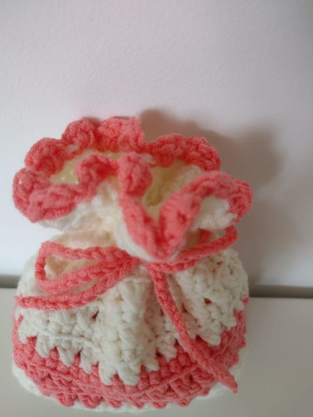 Scarpine neonato con sacchetto in microfibra