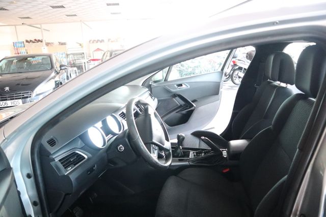 Peugeot 508 2012