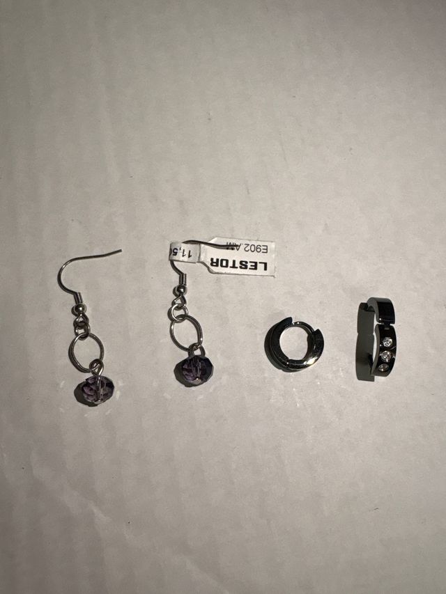 Orecchini in argento e viola Lestor