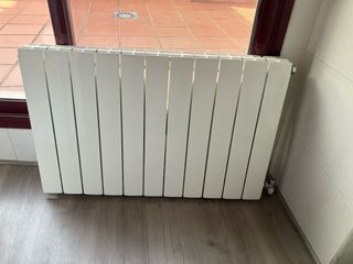 Radiador blanco - calefacción