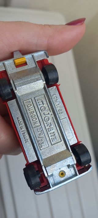 Furgone circo Majorette 1:65