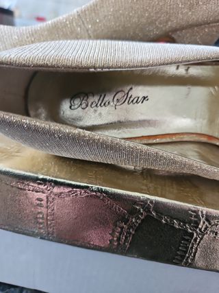 Zapatos dorados tacón comodo,talla 38.