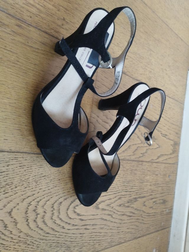 Sandalias negras Own tacón hebilla