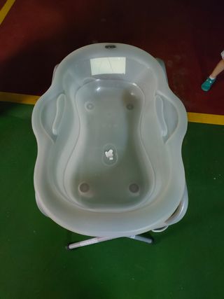 Bañera bebe con patas y adaptador 