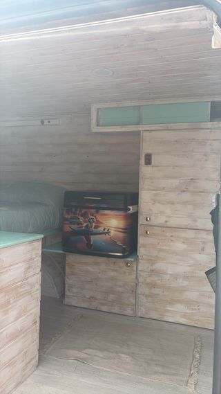 Alquilo camper (Crafter). Ubicación: Conil (Cádiz)