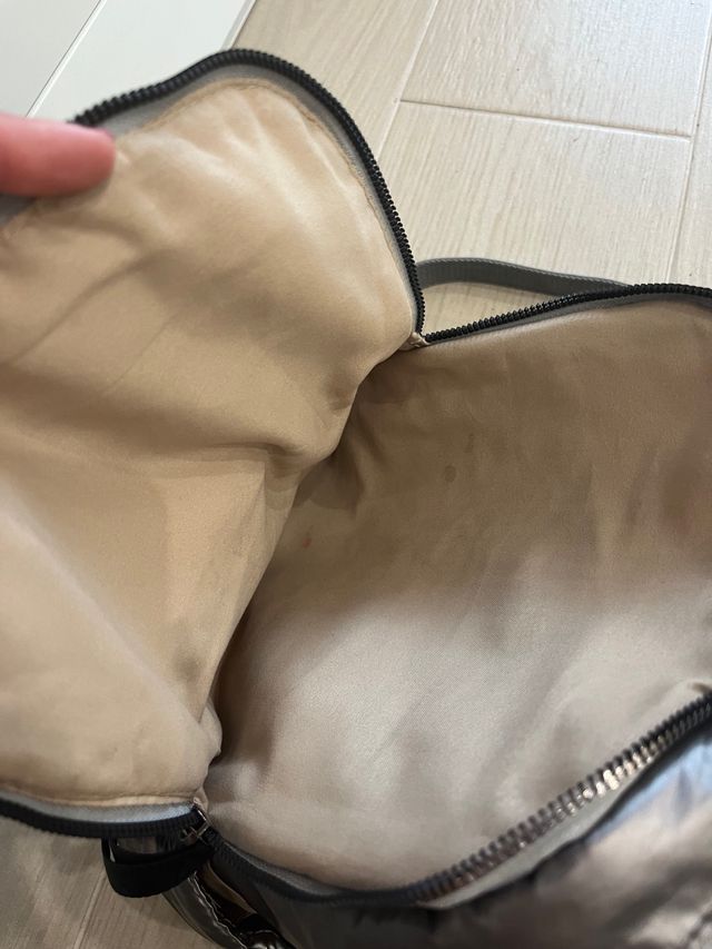 Mochila plateada