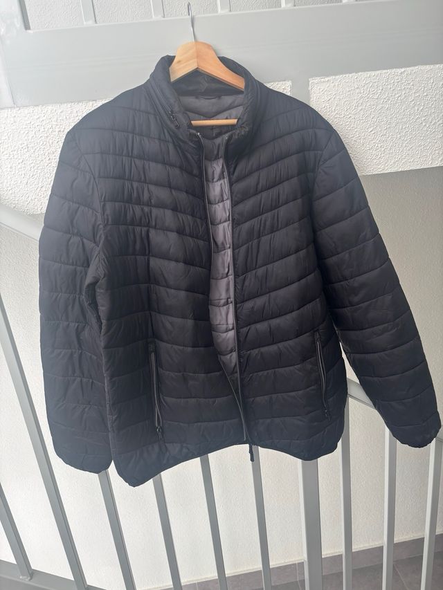 Chaqueta acolchada negra hombre