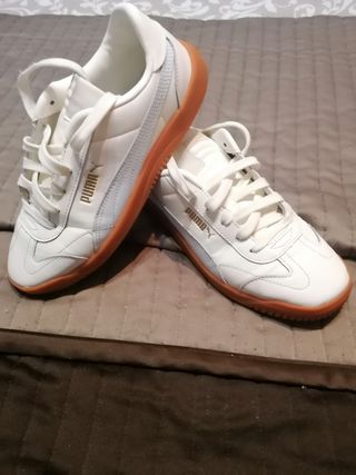 Zapatillas Puma Club 5V5 blancas y azul 38