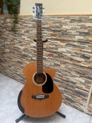 Guitarra electroacústica Tanglewood 