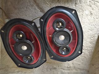 Altavoces Pioneer TS-A6987 & Kenwood KFC-HQ698